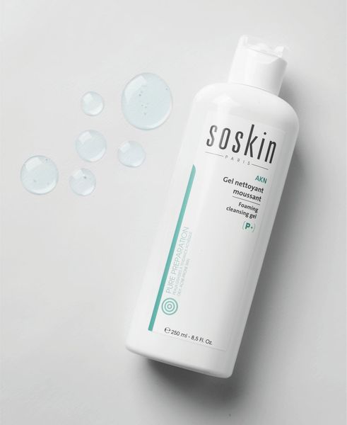 Soskin Очищуючий гель-пінка для жирної та комбінованої шкіри – AKN foaming cleansing gel 250ml 30210 фото