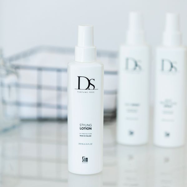 Sim Sensitive Лосьйон-спрей для укладання волосся DS Styling Lotion 200 мл 11039 фото