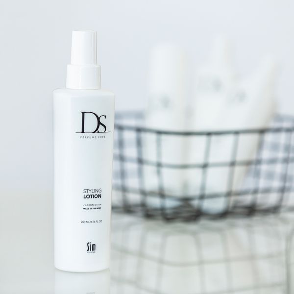 Sim Sensitive Лосьон-спрей для укладки волос DS Styling Lotion 200 мл 11039 фото