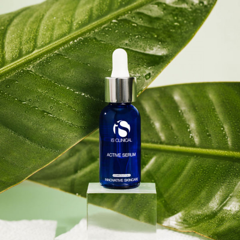 Багатофункціональна сироватка для обличчя Is Clinical Active Serum 30ml