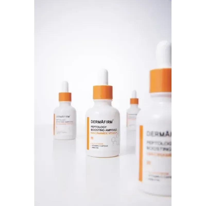 Сироватка-бустер DERMAFIRM Peptology Boosting Niacinamide Vita C+, 30 мл