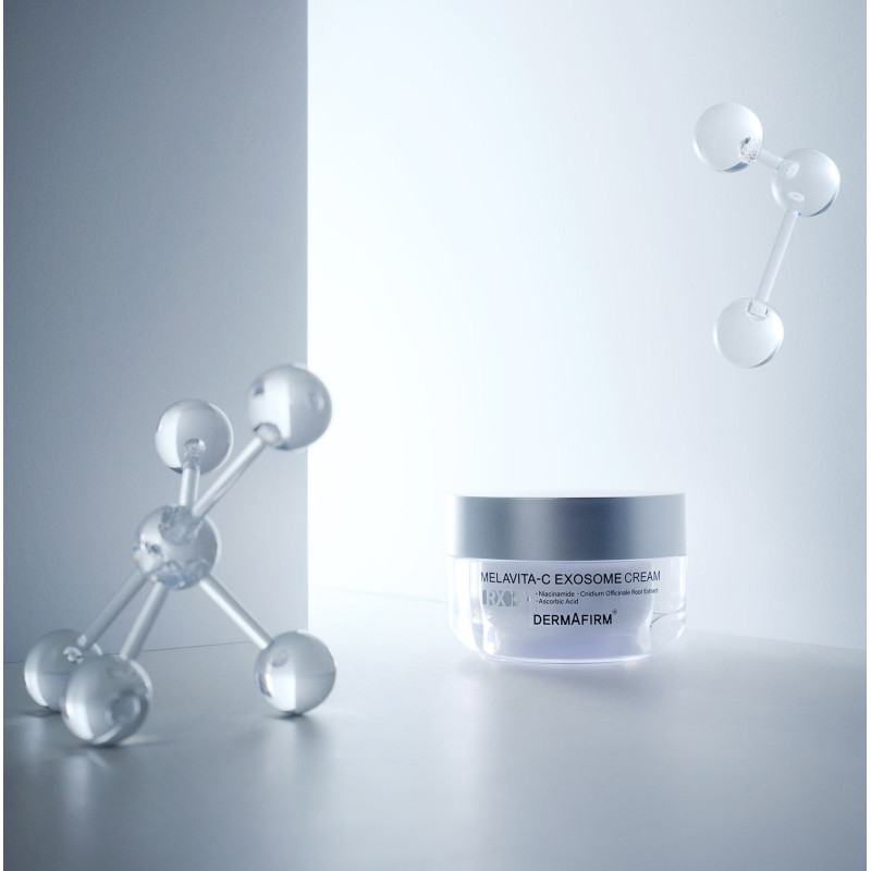 Осветляющий крем DERMAFIRM Melavita-C Exosome Cream, 50 мл