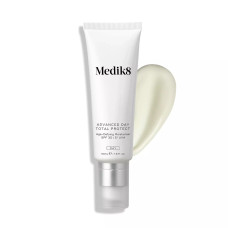 Medik8 Антивіковий зволожувальний крем із SPF 30 і 5-зірковим UVA-захистом Advanced Day Total Protect
