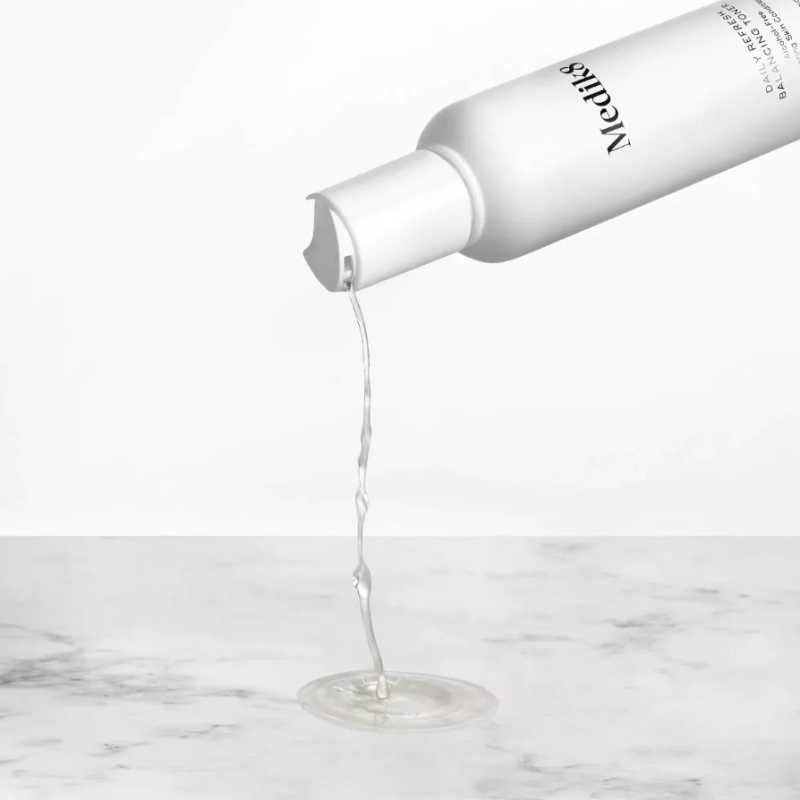 Medik8 Зволожувальний тонік без спирту Daily Refresh Balancing Toner 150ml