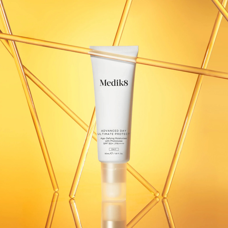 Medik8 Антивіковий зволожувальний сонцезахисний крем із фотоліазою, SPF 50+ і PA++++ Advanced Day Ultimate Protect