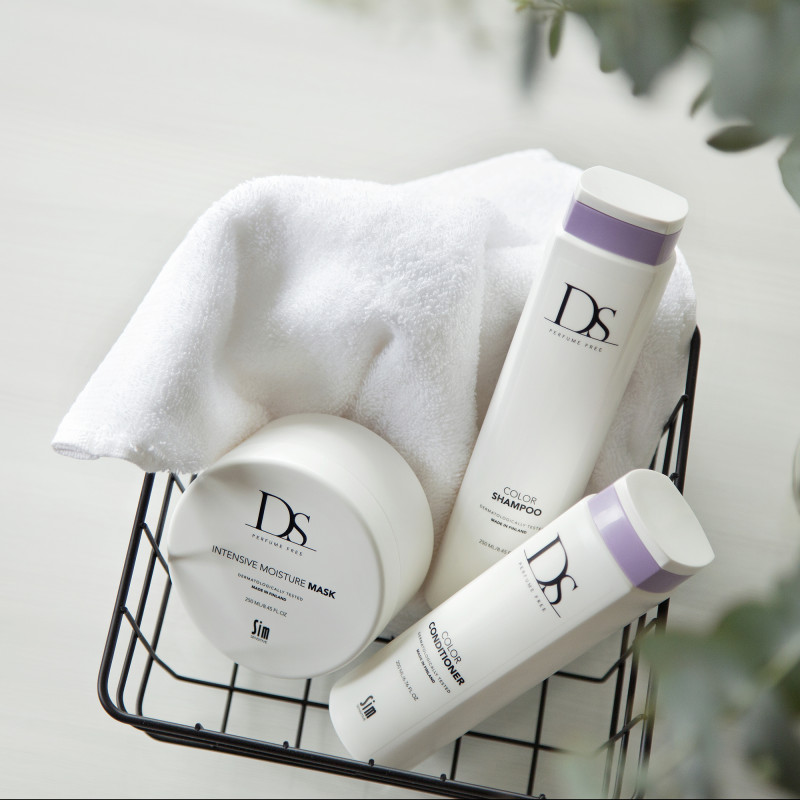 Sim Sensitive Шампунь для окрашенных волос DS Color Shampoo 250ml
