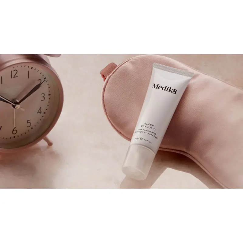 Medik8 Sleep Glycolic Ночная пилинг-сыворотка с гликолевой кислотой