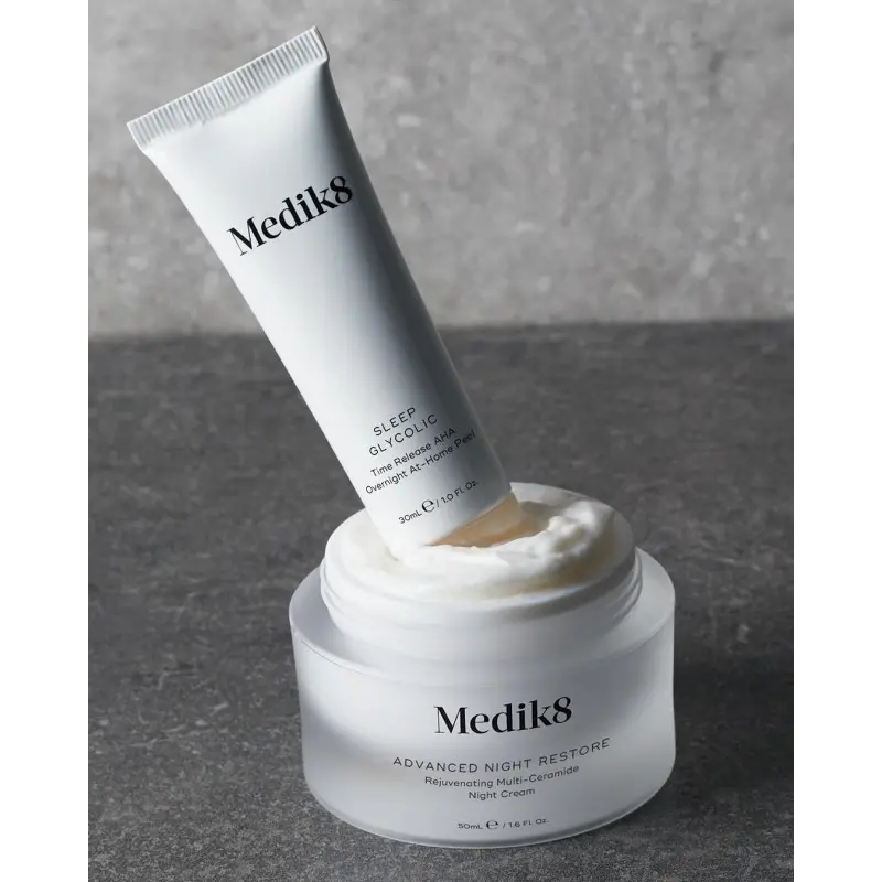 Medik8 Sleep Glycolic Ночная пилинг-сыворотка с гликолевой кислотой