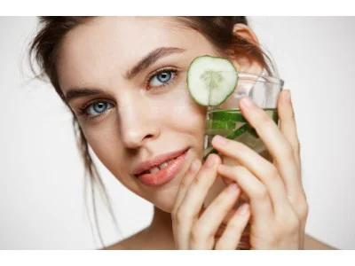 Центелла азиатская в косметике: за что ее так любит кожа?