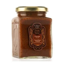 Скраб для тіла з кісточками абрикоса Аюрведичний La Sultane de Saba Gommage Epices Oriental Ayuverdique, 300 мл