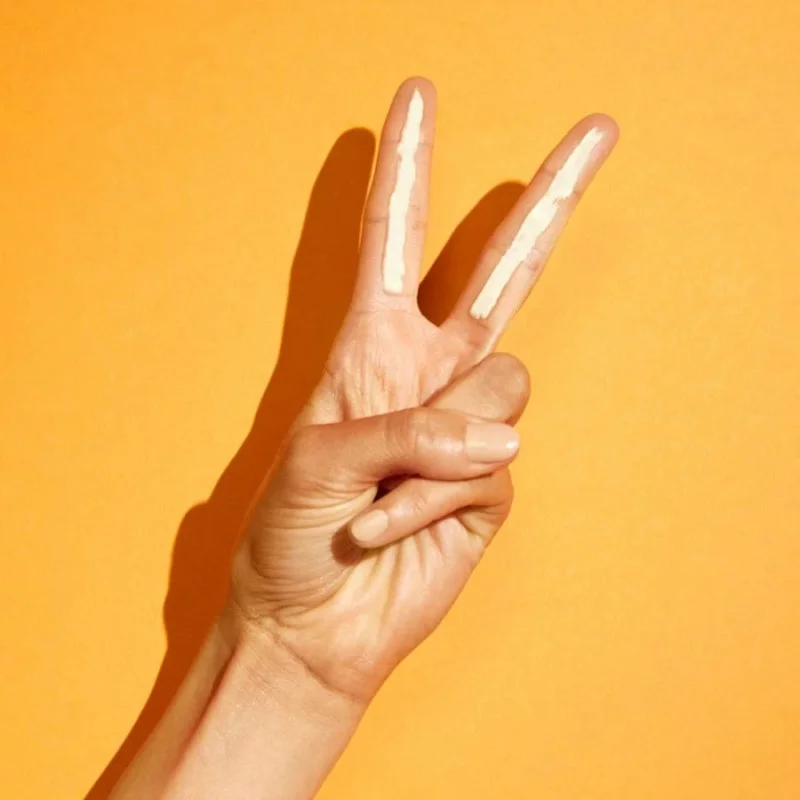 Medik8 Антивіковий зволожувальний сонцезахисний крем із фотоліазою, SPF 50+ і PA++++ Advanced Day Ultimate Protect