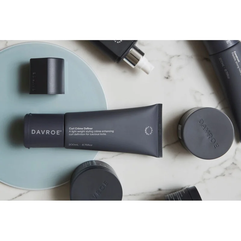 Curl Crème Definer Легкий крем для укладывания кучерявых волос 200ml