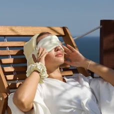 LUM Маска для сна из шелковой ткани айвори