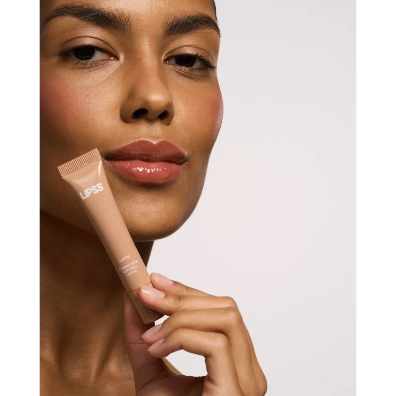 Блиск для губ Lipss Lipper Latte 8ml