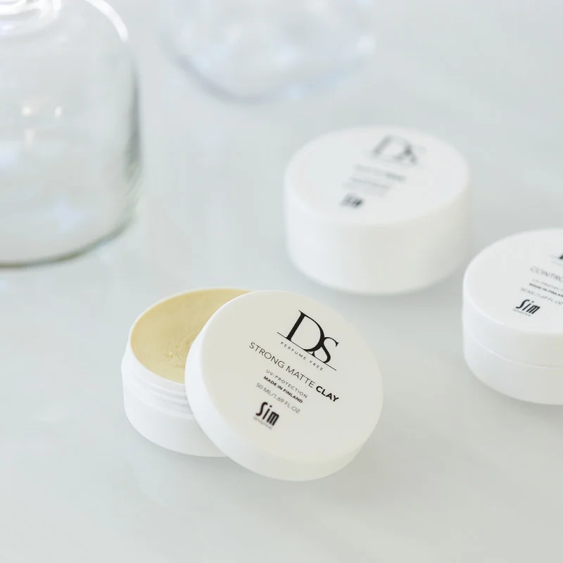 Sim Sensitive Матова глина для волосся DS Strong Matte Clay 50ml