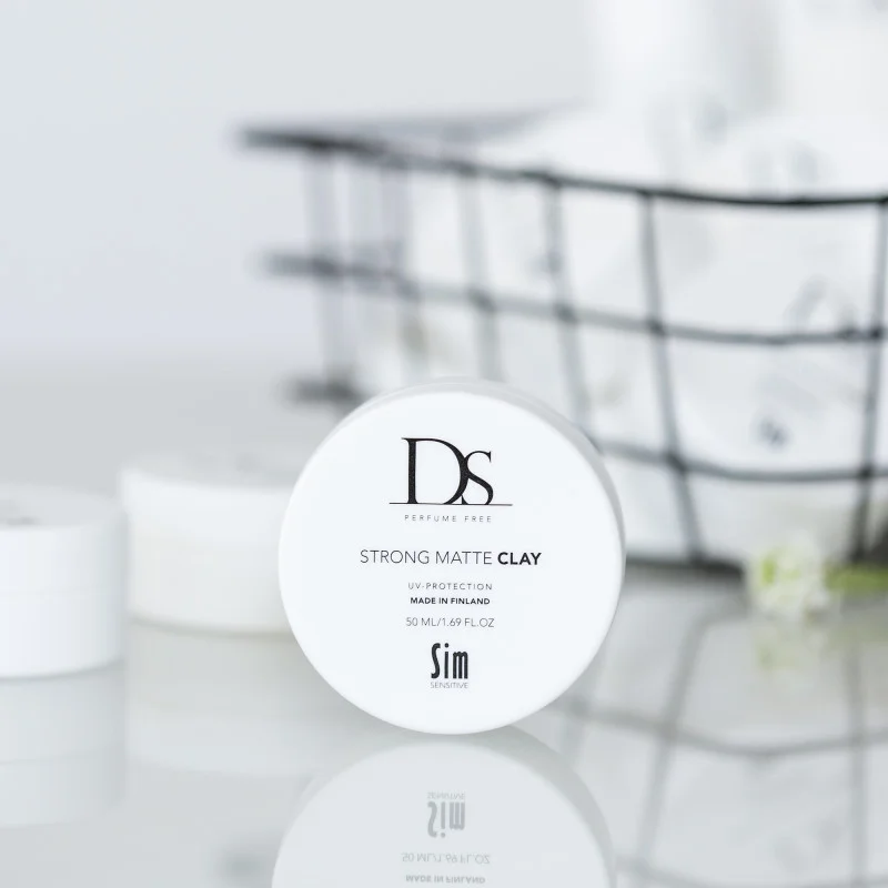 Sim Sensitive Матова глина для волосся DS Strong Matte Clay 50ml