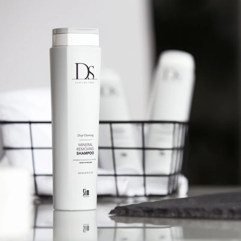 Sim Sensitive Шампунь для глибокого очищення волосся від мінералів DS Mineral Removing Shampoo 250ml